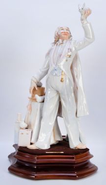 Porcelain Robert-Houdin Statue